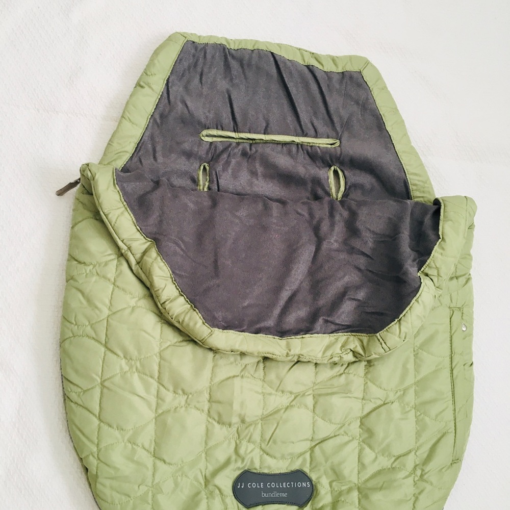 JJ Cole bundle me
